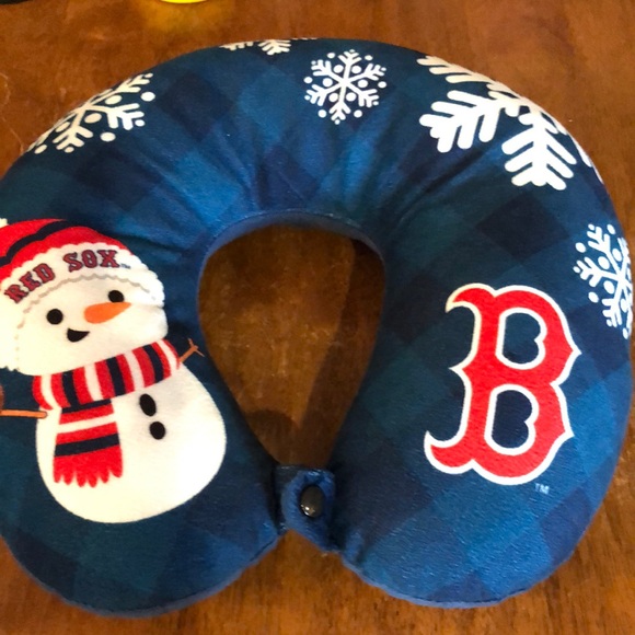 Major Baseball league Accessories - Official Major League Merchandise Boston Red Sox Snowman Travel Pillow NWOT